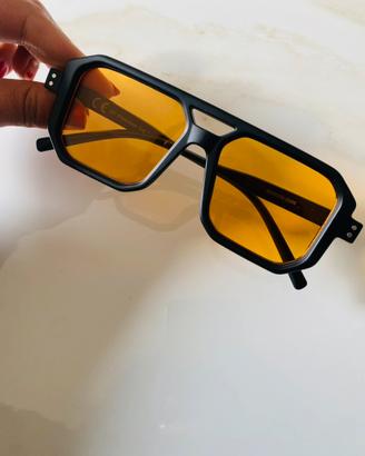 Occhiali da sole unisex, nuovo. Con ponte.