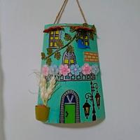 Tegola in legno decorata a mano