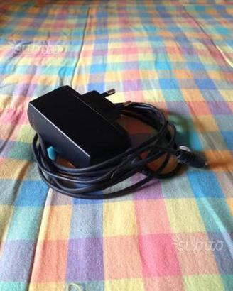 Caricabatterie e auricolari NOKIA