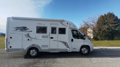 Semintegrale Laika 610 R 3.0 JTD 180 hp gancio