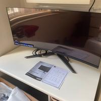 Monitor curvo agon