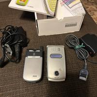 Set di n. 2 telefoni cell LG Nec 339 e LG e616