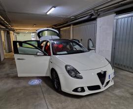 ALFA ROMEO Giulietta Quadrifoglio Verde 1750
