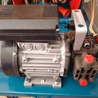 Pompa elettrica irroratrice