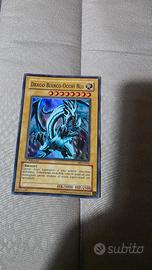 Drago Bianco Occhi Blu
Starter Deck: Kaiba Evoluti