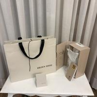 Busta e scatola Golden Goose