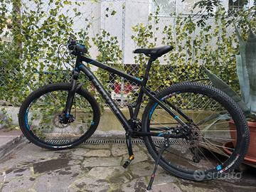 Btwin RockRider Mountain Bike 520
