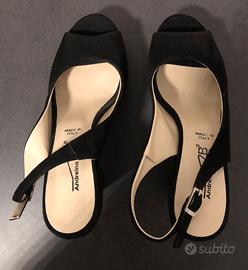 Marca: Andreina Barillà. Accessorio: Scarpe Decoll