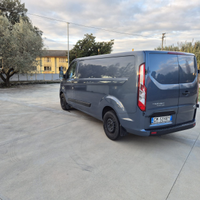 Furgone Ford transit custom L2/LW pari al nuovo