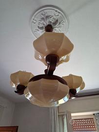 Lampadario vintage legno con coprilampada di vetro