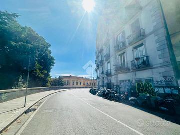 AUTORIMESSA A NAPOLI