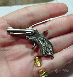 Mini pistola portachiavi anni '60 - Abbigliamento e Accessori In vendita a  Napoli