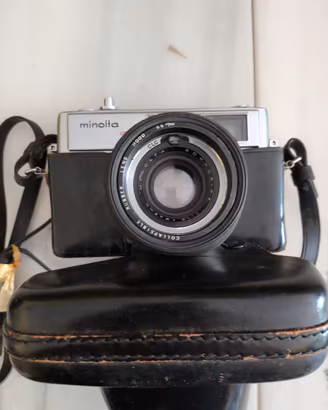 Macchina fotografica Minolta Hi-Matic 7s