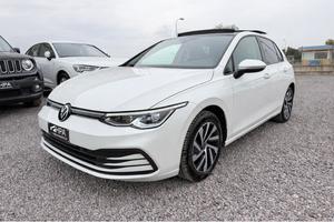 VOLKSWAGEN Golf 2.0TDI 150CV TETTO LED IQ-LIGHT NA
