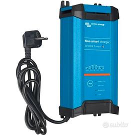 VictronEnergy Blue Smart IP22 12V 12/30 30A 3 usci
