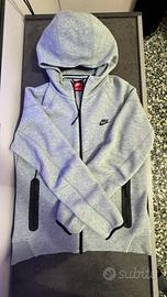 Tuta nike tech grigia
