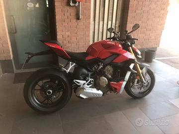 Ducati Streetfighter V4S 2021