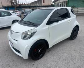 Toyota iQ 1.4 diesel Sol