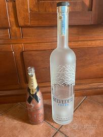 Moët & Chandon N.I.R. Rosé e Belvedere Vodka VUOTE