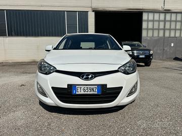 Hyundai i20 1.2 5p. Finanziabile OK NEOPATENTATI