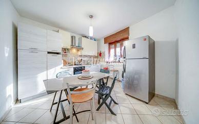 CARONNO VARESINO - TERRATETTO