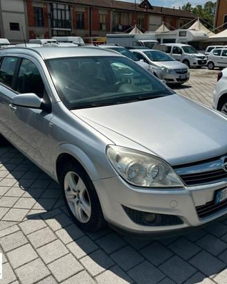 Opel Astra 1.7 CDTI 110CV Station Wagon Enjoy