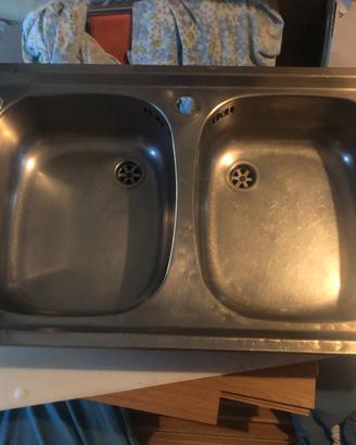 Lavello per cucina a doppia vasca