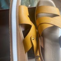 Sandali gialli in pelle 38 donna