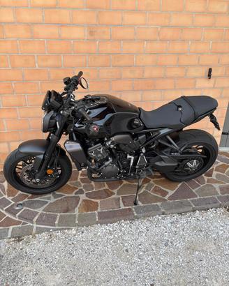 Honda CB 1000 R Black Edition