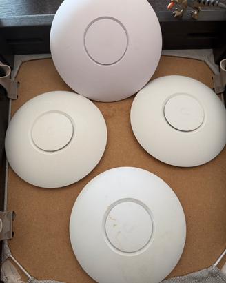 Ubiquiti 3 AC LITE  e 1 AC LR