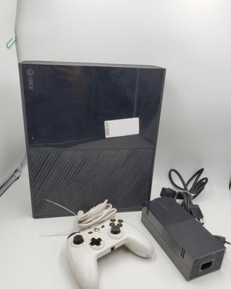 Xbox One 500GB Nera - completa conntroller a cavi