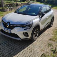 Renault Captur plug-in Hybrid 160cv