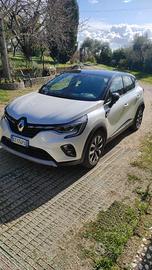 Renault Captur plug-in Hybrid 160cv