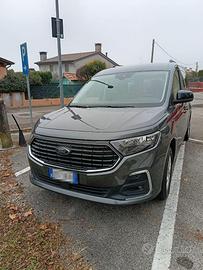 Ford GRAN Tourneo Connect