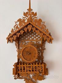 Orologio da parete in legno a traforo