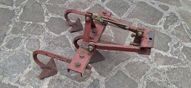Aratro 3 denti per motocoltivatore