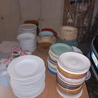 Piatti e stoviglie varie per ristorante