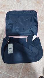 Borsa Asics NUOVA con cartellino 40x30cm