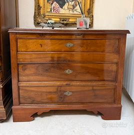 Comò classico in legno a 3 cassetti