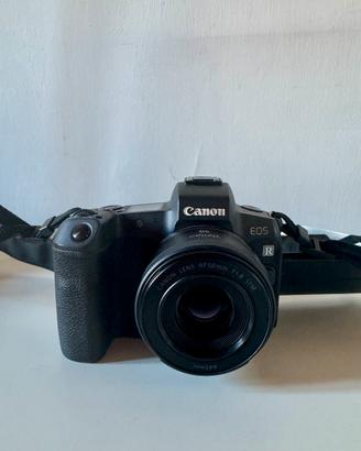 Kit canon r + obiettivo + accessori