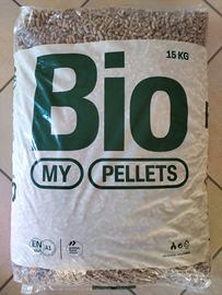 Bio pellets 4,80 euro al sacco