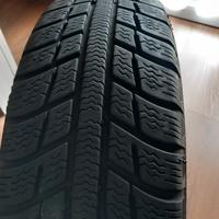 Gomme auto nuove