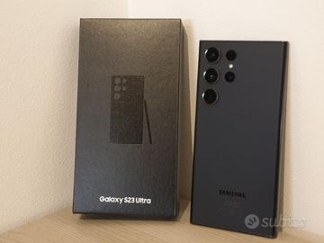 Galaxy S23 Ultra 256GB + Accessori