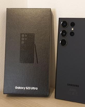 Galaxy S23 Ultra 256GB + Accessori