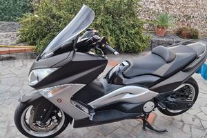 t max 500 tech Max 2011 con 28000km