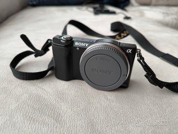 Sony Alpha 5000 Y