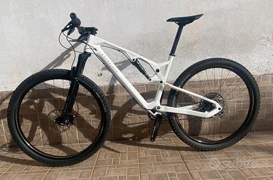 ROCKRIDERB Mtb RACE 900 RR full carbon