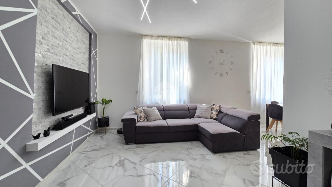 Appartamento – Venaria Reale, Centro, Altessano - Altro