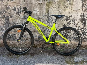 Mountain bike B’TWIN (Decathlon) usata