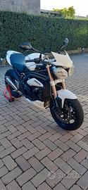 Triumph Speed Triple 1050 - 2011